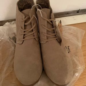 Women’s wedges final price 5.00